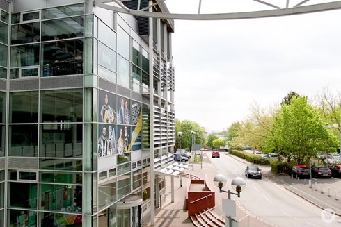 Exterior shot of Heart of Worcestershire College Redditch Campus